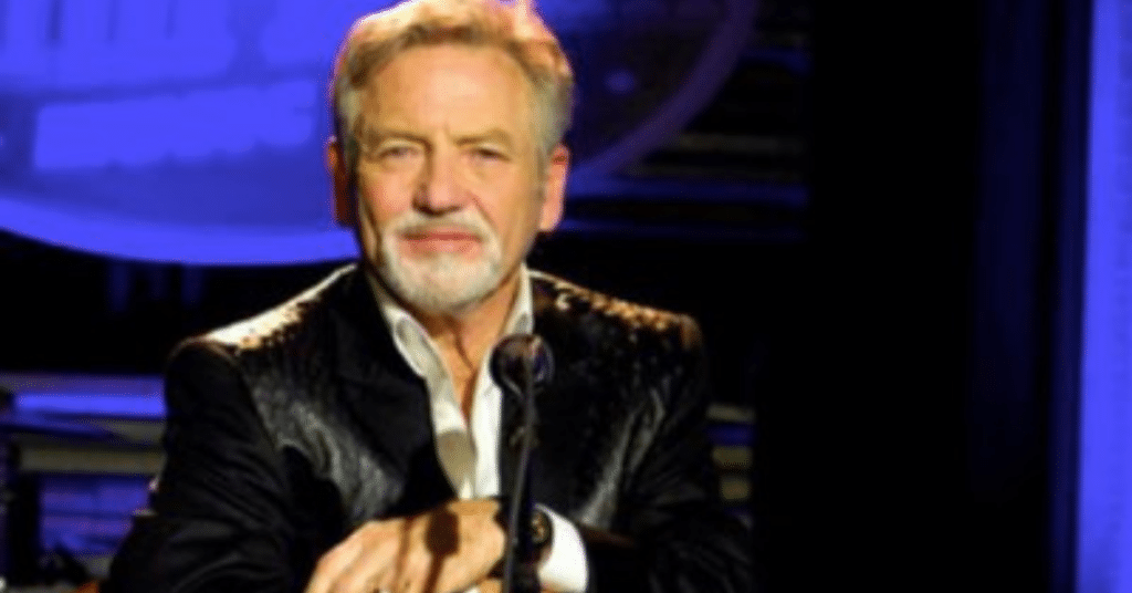 image of Larry Gatlin