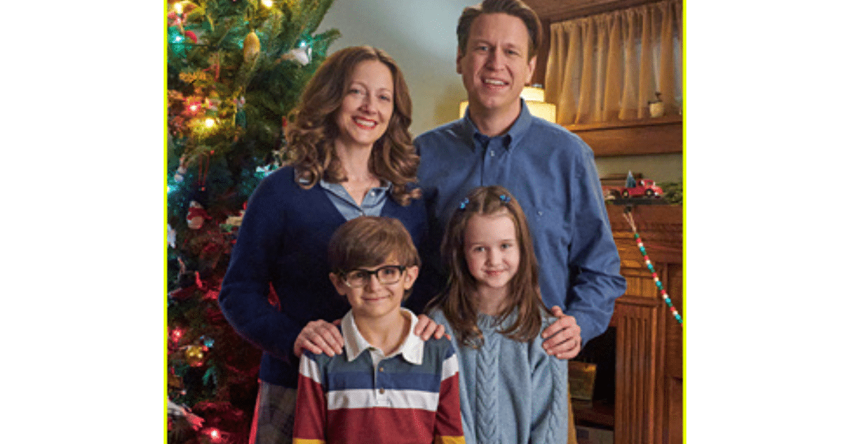 image of judy-greer-christmas-movie